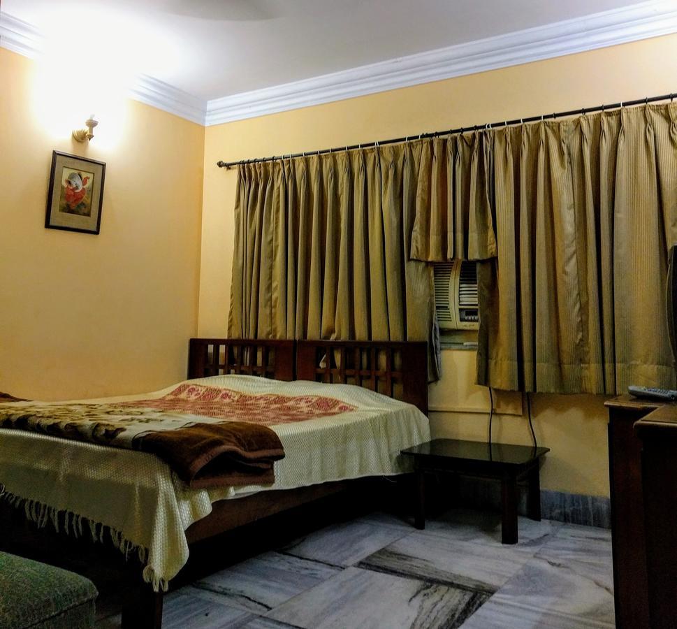 Ashray Guesthouse Calcutta Extérieur photo