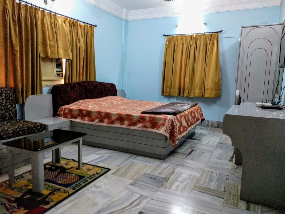 Ashray Guesthouse Calcutta Extérieur photo