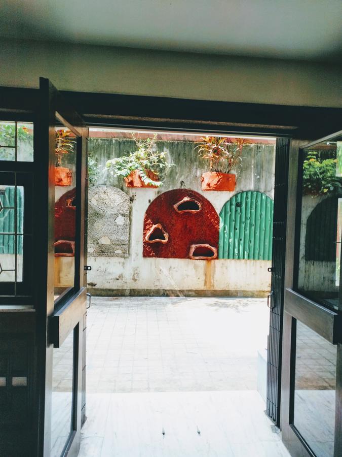 Ashray Guesthouse Calcutta Extérieur photo